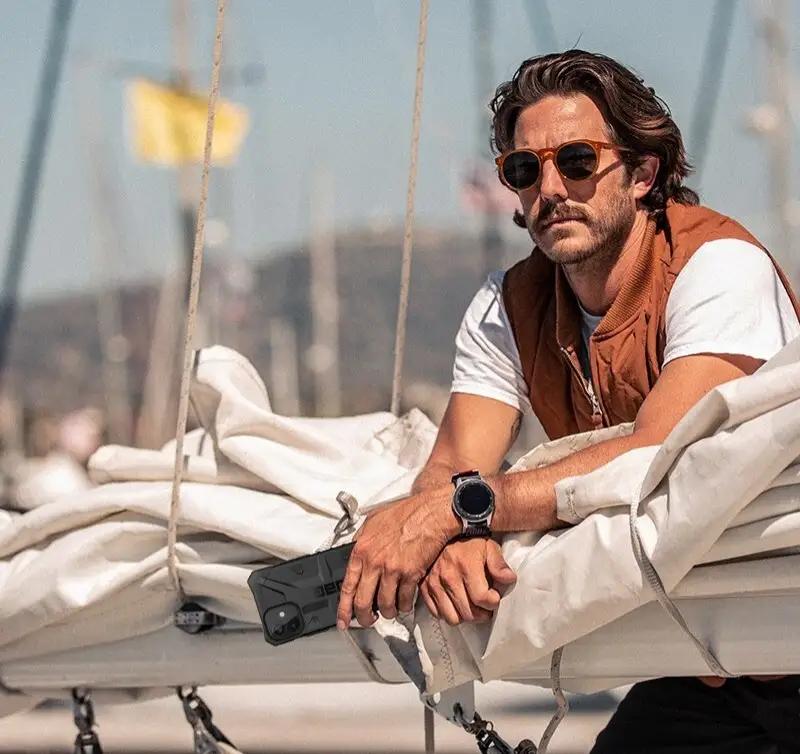 苹果12mini个性手机壳全包,苹果12mini手机壳迷你简约风格