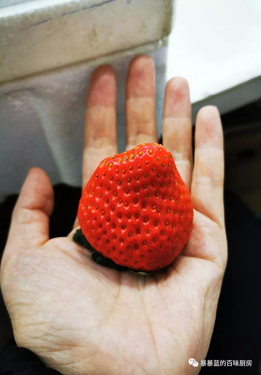 这是什么神仙超市？万象城的品质堪比五爱的价格！奶茶1元喝