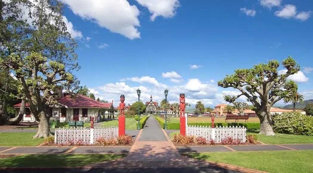 来这里认识世界全文,来这里认识世界完整版