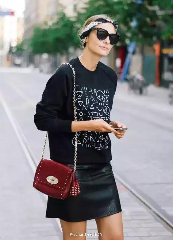 卫衣配什么裙子好看春天,卫衣裙子怎么搭配才好看