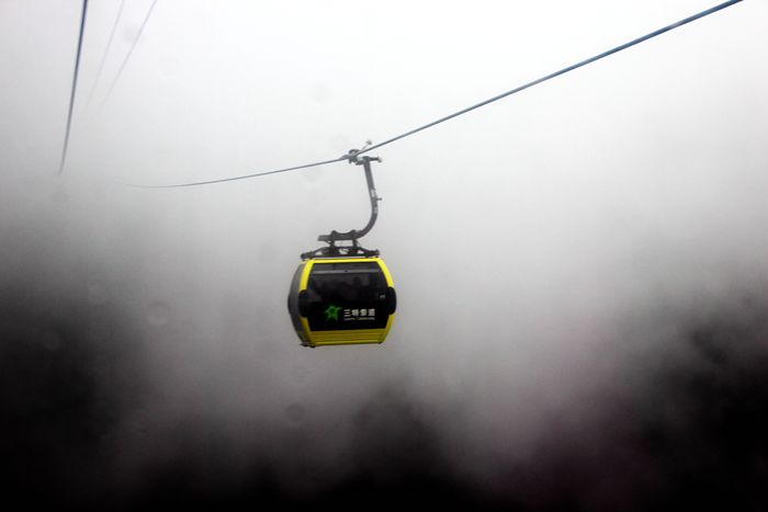 雨中的梵净山景色,烟雨梵净山