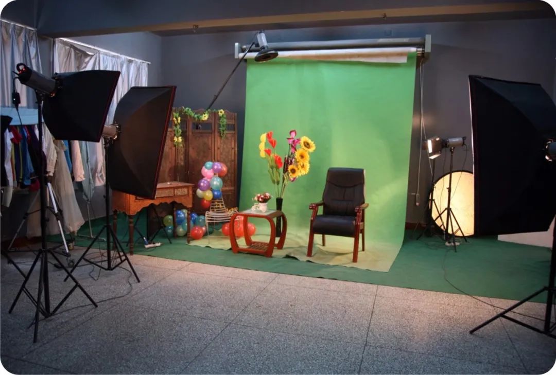 只争朝夕，不负韶华——开封市信息工程学校线上巡礼