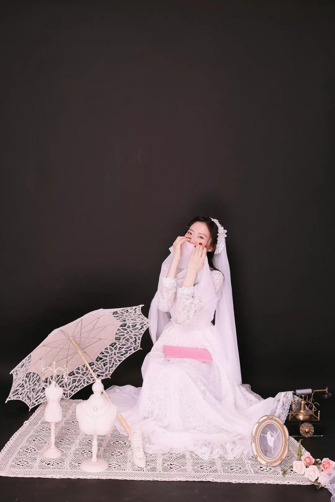 口红特效嘟嘴拍同款iu,画iu同款妆