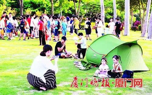 厦门小伙光膀子睡觉，醒来背部大片红斑，又痛又痒！近期小心TA