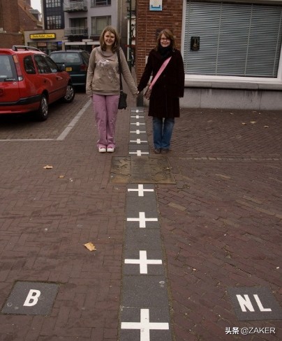 住在国境线上的人,住在国界什么体验