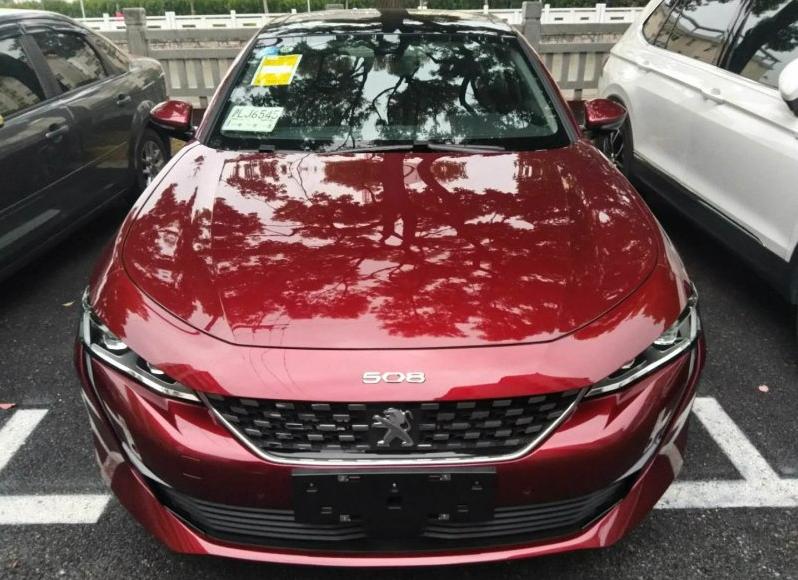 16年标致5081.8t当年落地多少钱,标致508l1.6t和1.8t哪个更值得购买