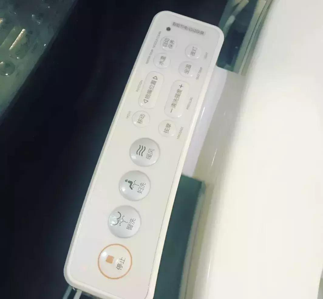 洗手间马桶上方设计,马桶上壁龛效果图卫生间