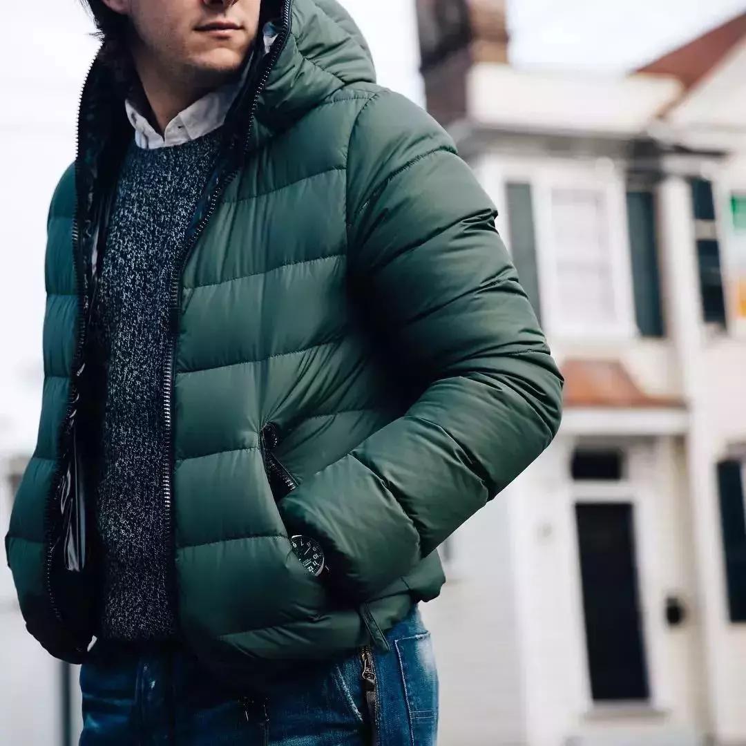 和加拿大鹅同档次的羽绒服,羽绒服排名前十名加拿大鹅羽绒服