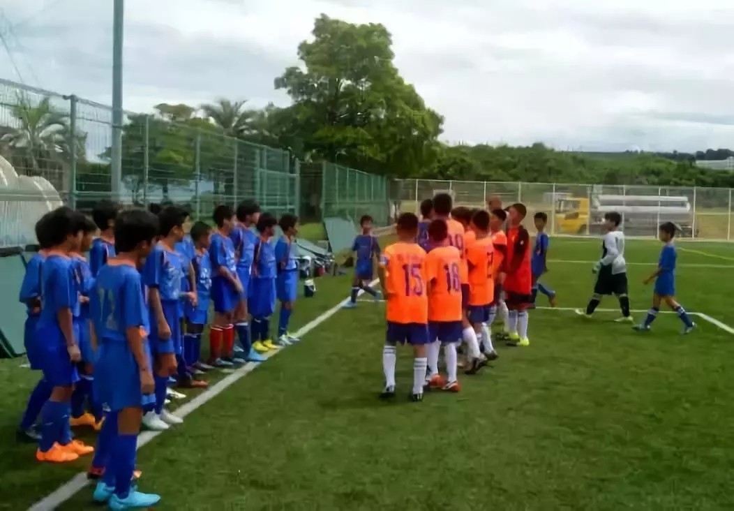 日本足球与中国足球差距大在哪里,中国足球与日本足球的差距在哪里