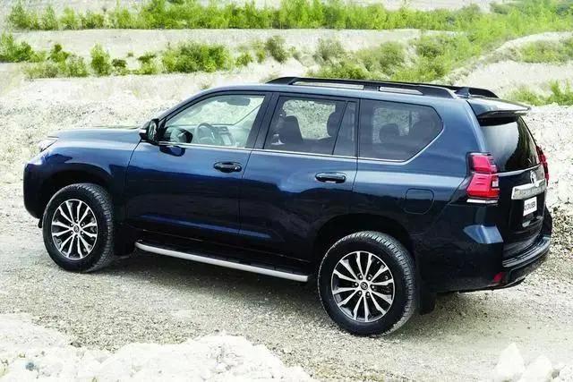 丰田霸道2020款3.5顶配,丰田霸道中规版8万公里