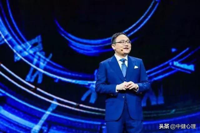 罗胖跨年演讲有多少人,罗胖讲述的事情