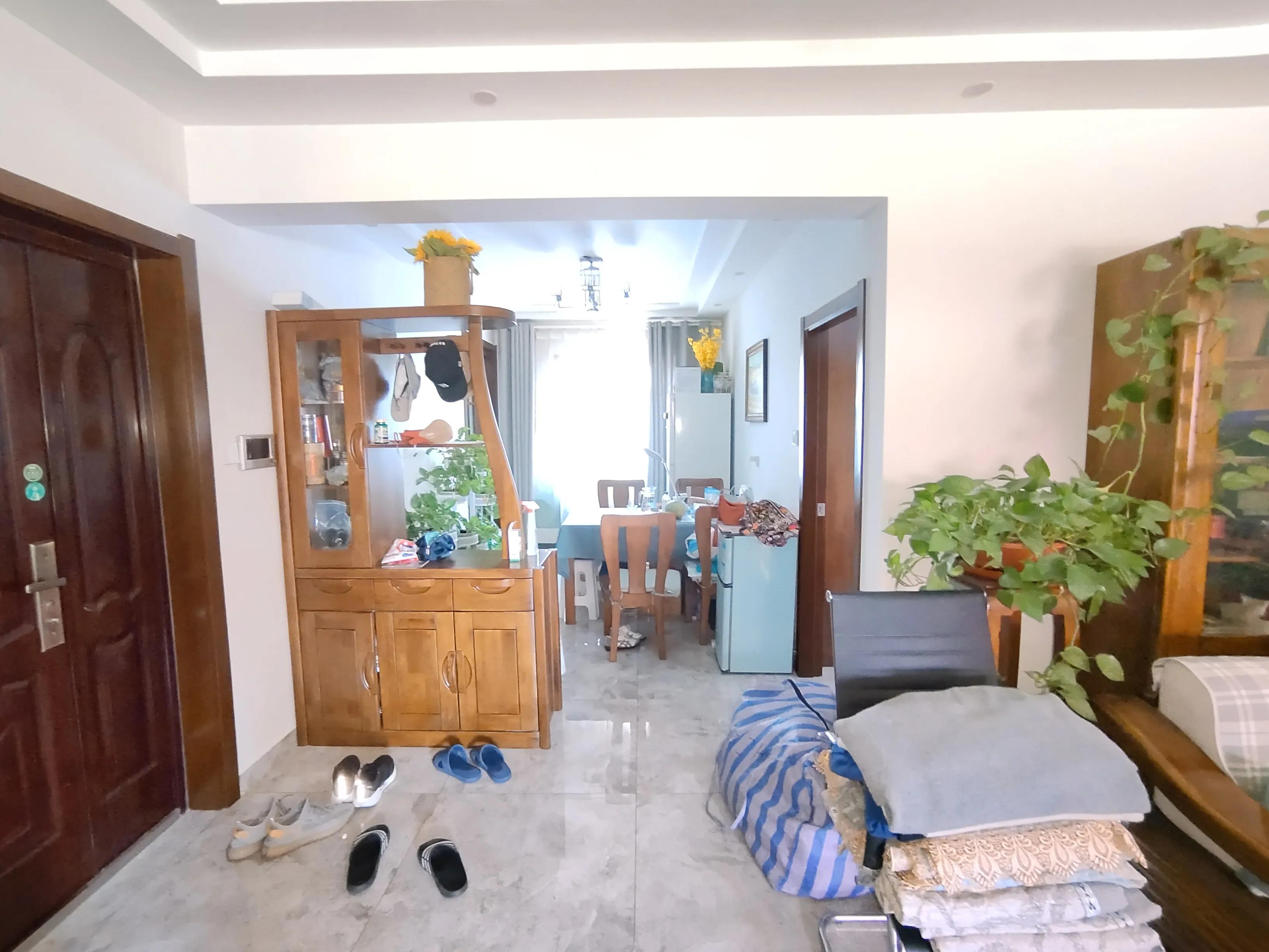 滨河区农大附小东门,农大附小和爱民街