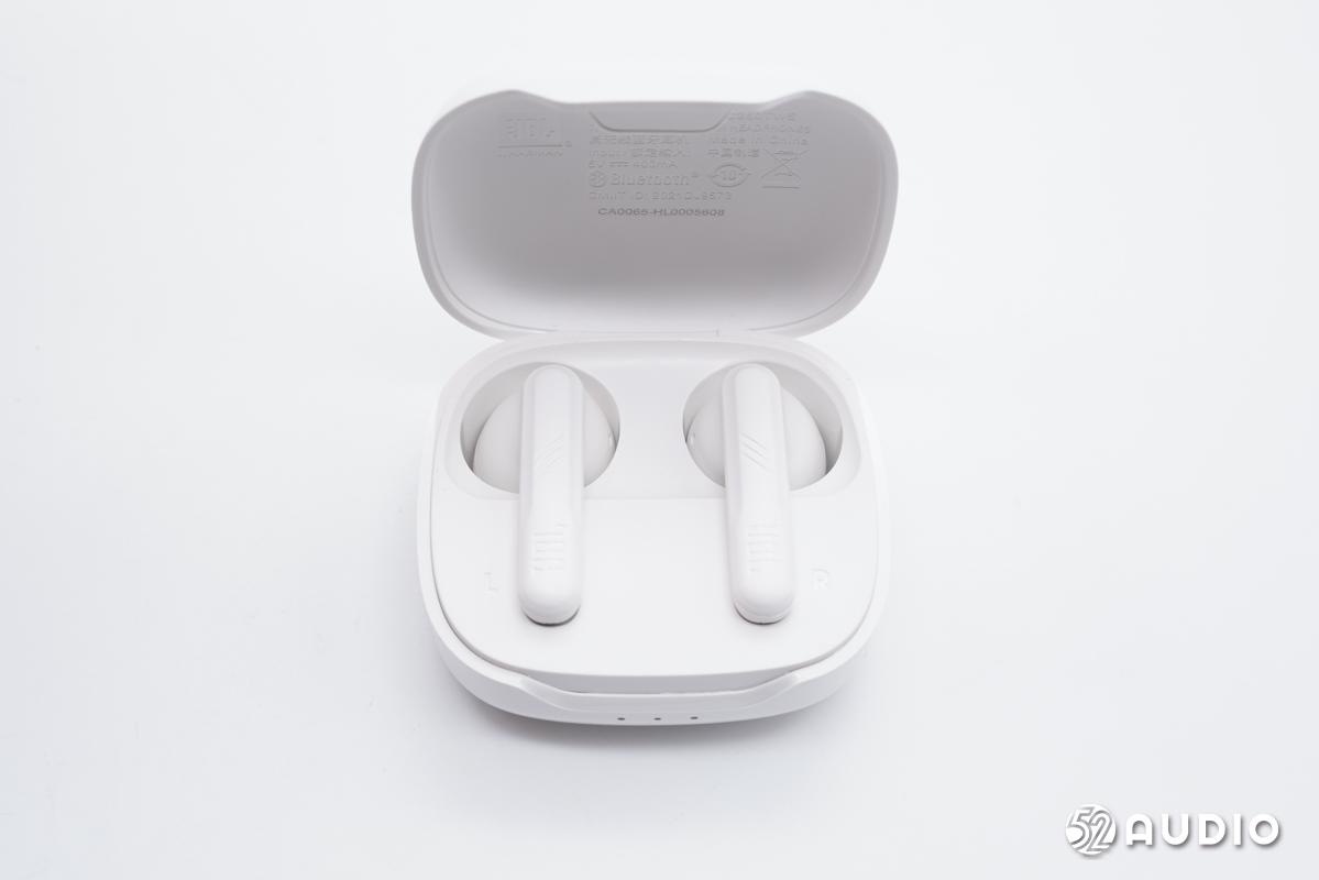 半入耳式降噪耳机jbl,轻量化头戴式无线耳机