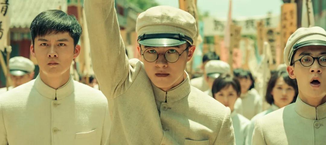 《1921》细节分析，五大让人泪目的情节，黄轩一人占了三个