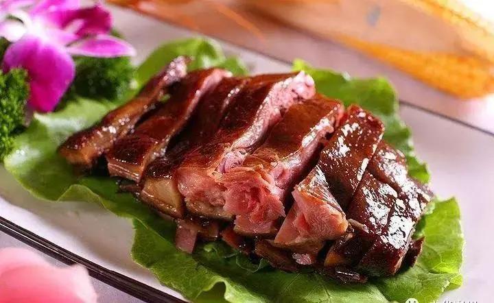 鸭子烧什么配菜好吃四川,四川鸭子的几种做法