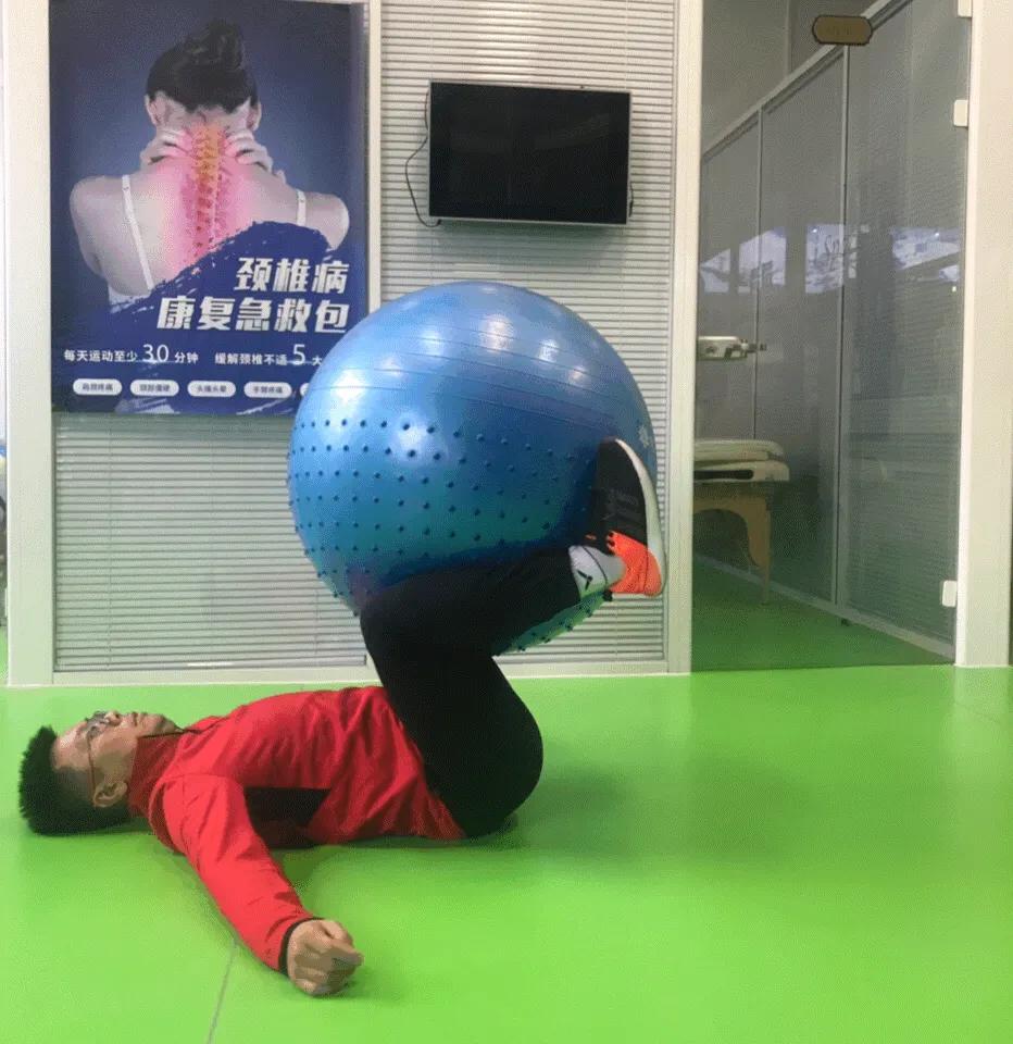 世界脊柱日别再忽视脊柱问题,一套很实用的腰椎病自我矫正方法