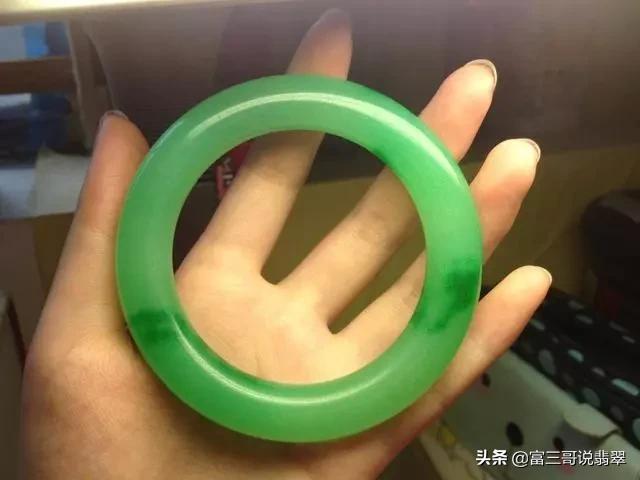 翡翠行家是骗人的吗,行家翡翠价目表