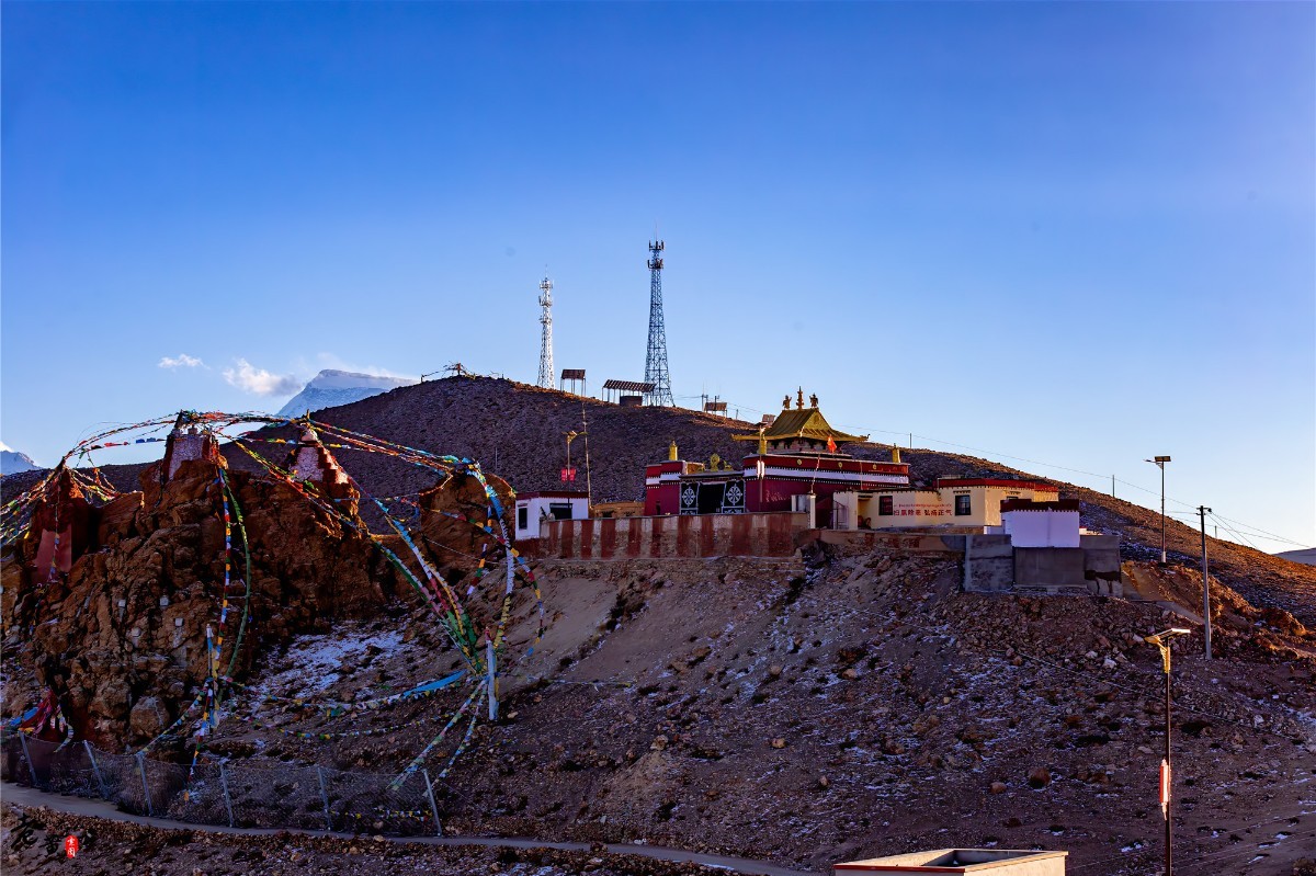 西藏的三大圣湖之一羊卓雍措,玛旁雍措是第一圣湖