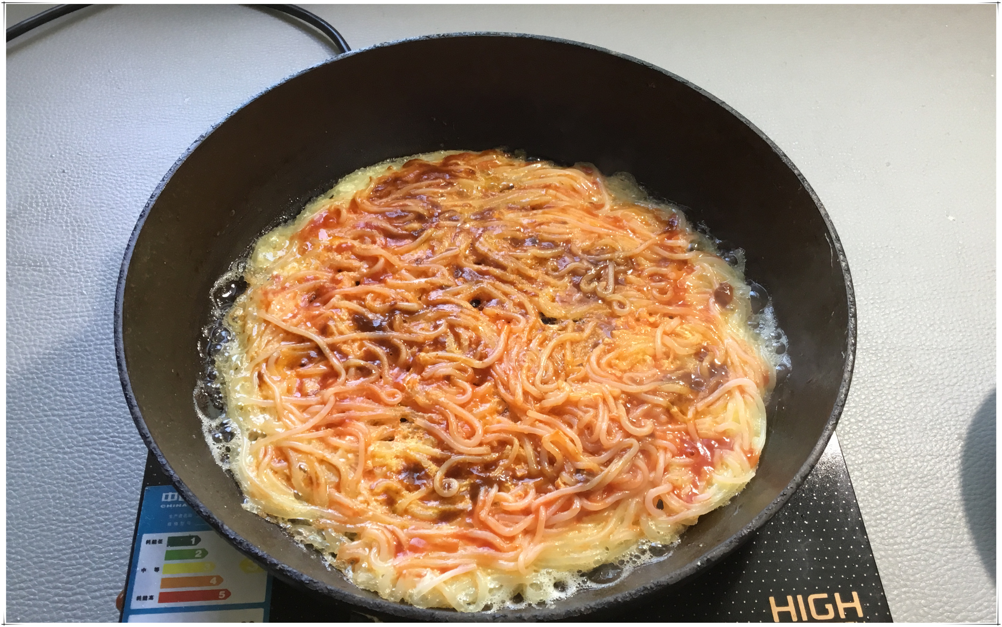 特殊的烤冷面的做法,烤冷面别样做法