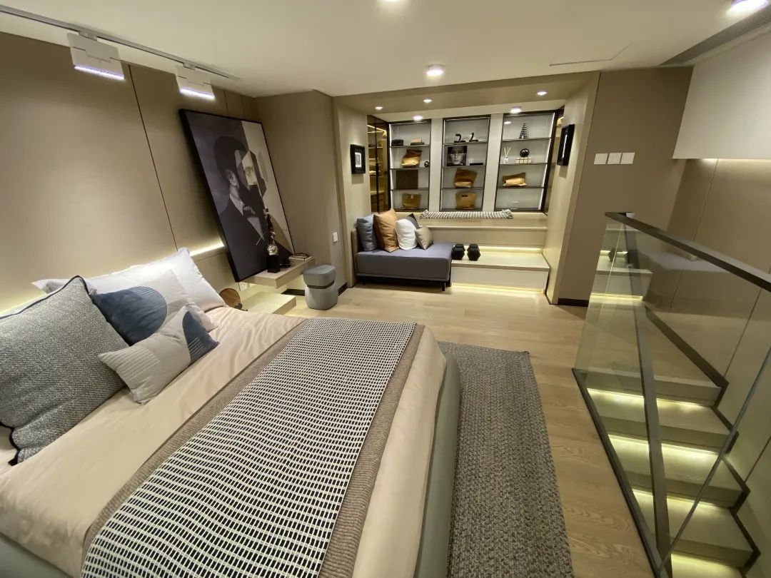 济南西客站中轴线,西客站片区中轴线