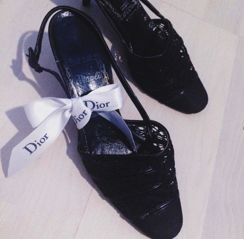 明星怎样绑发带好看,绑头发的丝带还可以怎么搭配