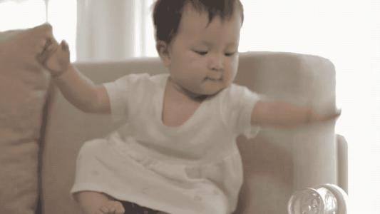 0到6个月宝宝喝水的危害,1个月宝宝喝水呛水正确处理方法