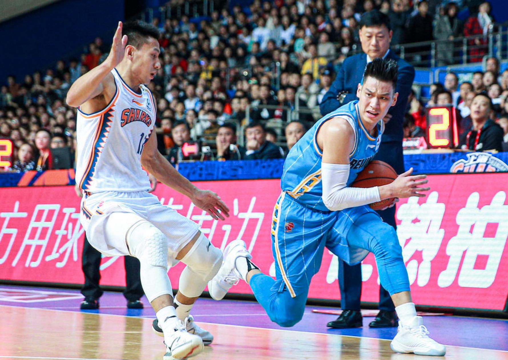 方硕违体孙铭徽犯规视频,方硕刘晓宇被禁赛对首钢的影响