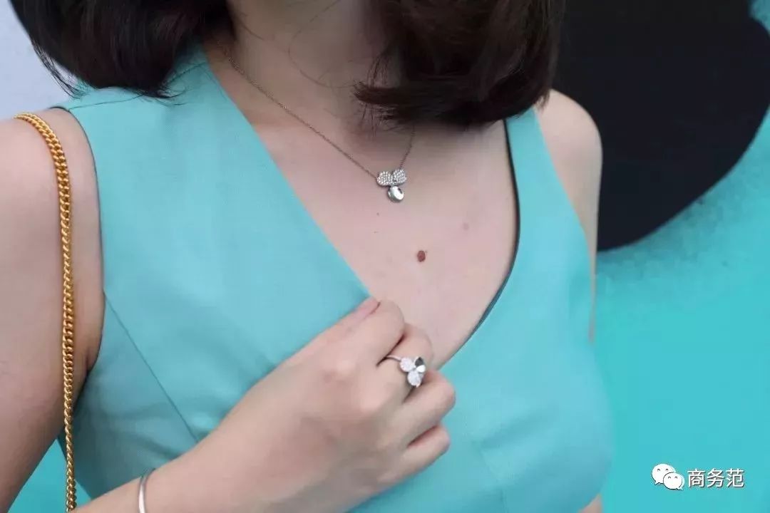 袁泉戴茜,袁泉同款欧美双环圆圈吊坠项链