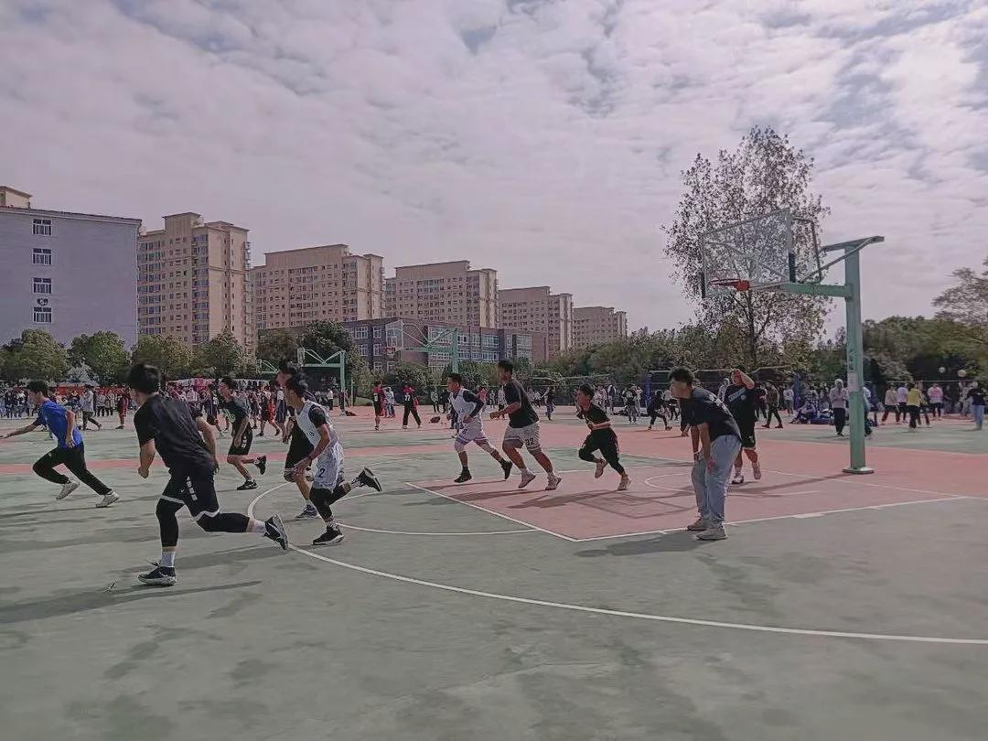 信阳学院破不破,信阳学院鼎盛