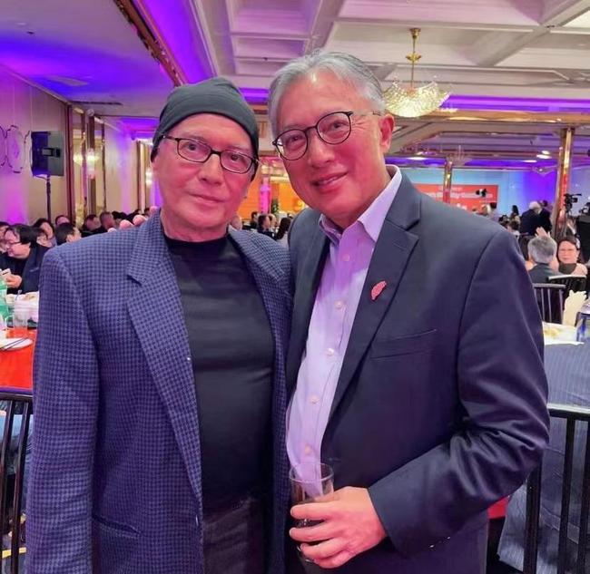 尊龙陈冲1988年奥斯卡颁奖典礼,第60届奥斯卡颁奖典礼尊龙和陈冲