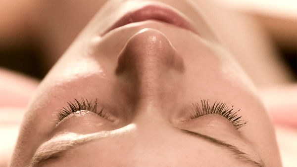 国货祛白头粉刺闭口最有效的方法,改善闭口粉刺的医美有哪些