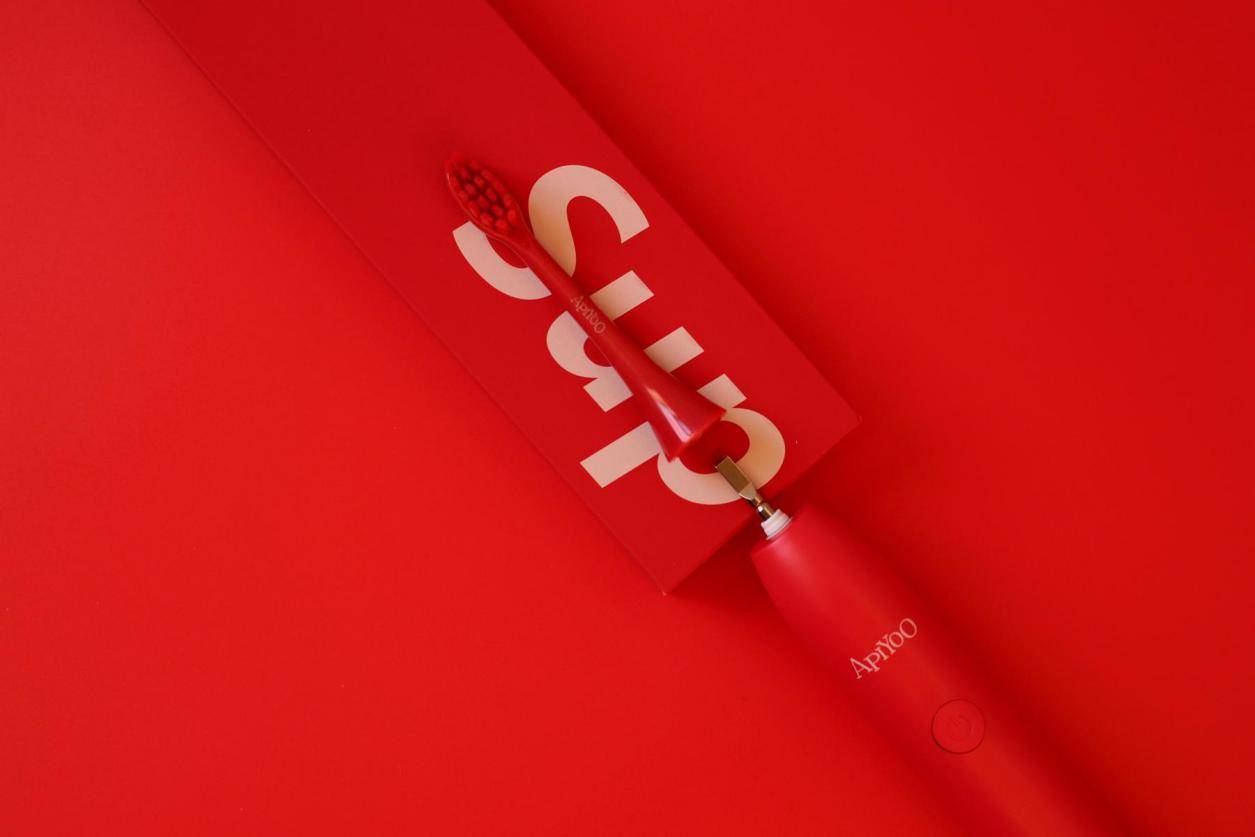 艾优super电动牙刷,艾优sup电动牙刷几个刷头