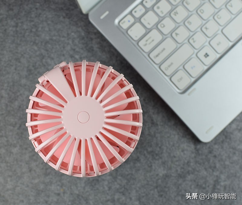 可以喷雾的小风扇便宜点,喷雾制冷小风扇