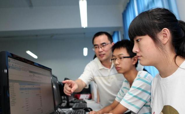 本科二批滑档能继续报专科吗,本科二批滑档的专科会优先录取吗