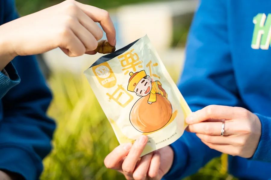 李佳琦零食直播间,李佳琦直播间零食