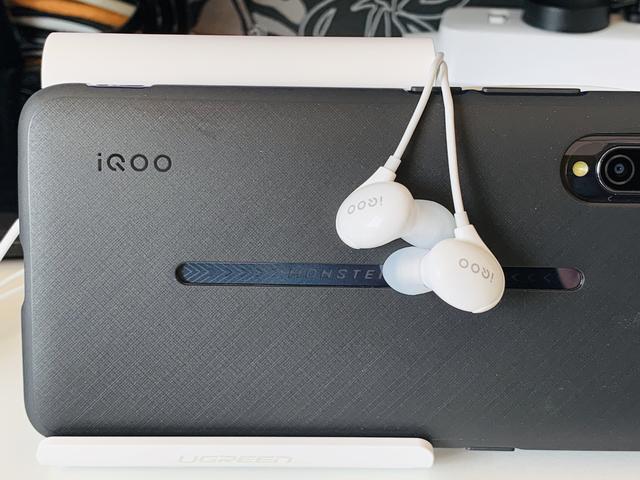 iqoopro5g版hifi怎么样,iqoopro5g的光感在哪