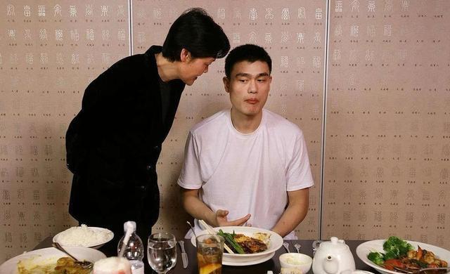 原来如此！钟南山和姚明还有这层关系？难怪能够成为球王