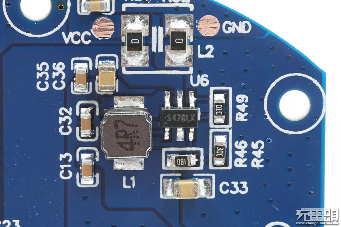 飞利浦到底有没有插排,飞利浦无线车充测评