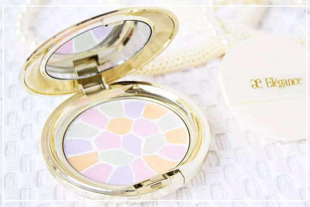 日本小姐姐化妆表情包,日本小姐姐化妆包收纳