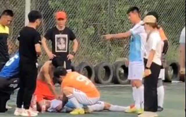 世界足坛绿茵场上的猝死瞬间,足坛猝死的悲剧