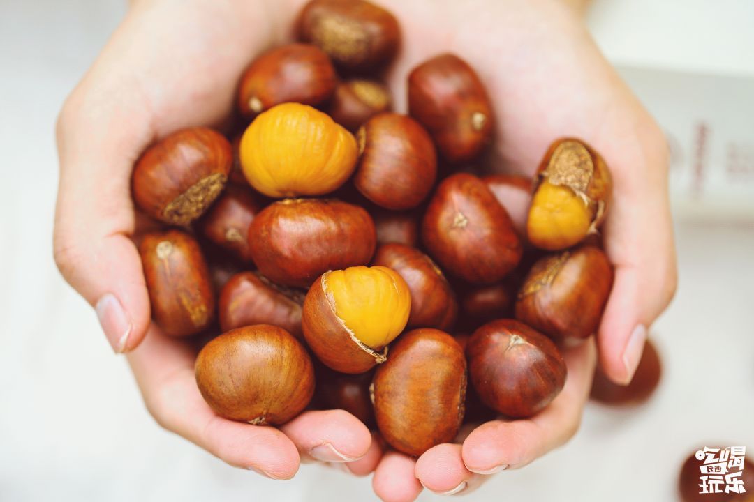 粒上皇附近门店现炒板栗最新活动,粒上皇9块9买20元现炒板栗券