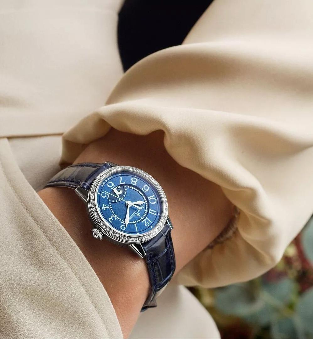 顶楼里的高级珠宝,顶楼顶级名媛