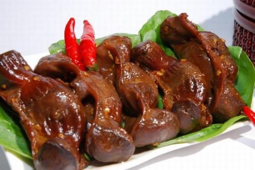 光头大叔摆摊日常,光头大叔卤菜