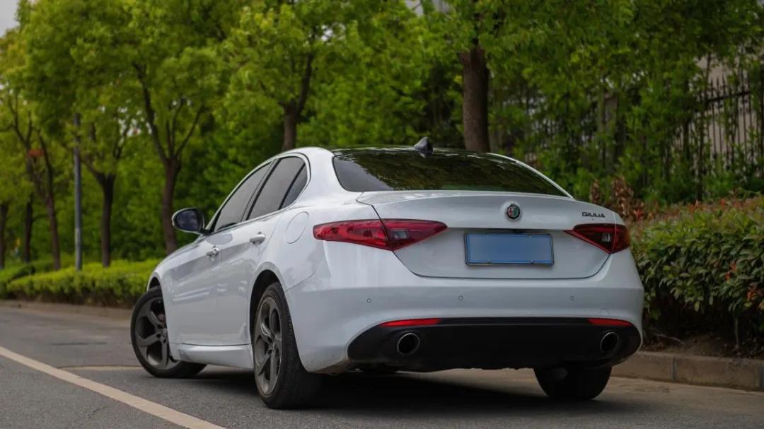 意大利风情满载的阿尔法罗密欧Giulia,还有个名字叫做“勇气”