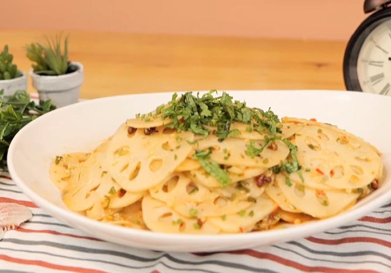 醋溜藕片怎么做好吃窍门,家常醋溜脆炒藕片做法