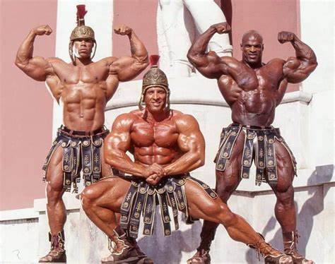 米洛斯练哭鹿晨辉箭步蹲,米洛斯练哭鹿晨辉全集