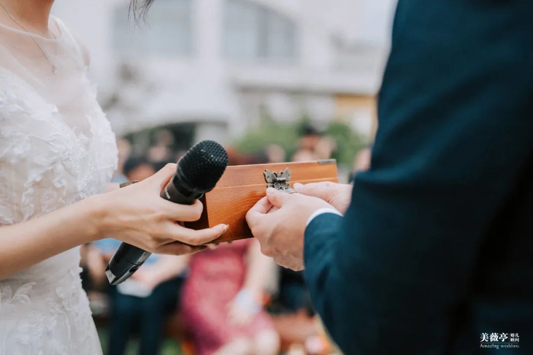 婚礼司仪主持需要什么条件,婚礼主持需要什么专业