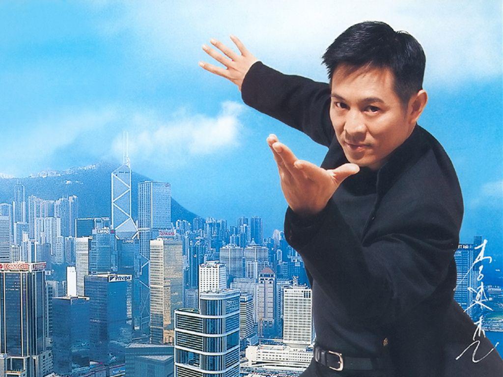 李连杰和利智最近状况,李连杰娶利智港媒评论