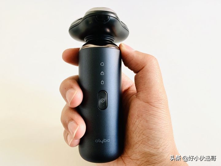 脖子和下巴上的胡子有必要刮吗,下巴的胡子怎么用手动剃须刀刮