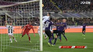 c罗里程碑之夜继续刷新纪录,c罗全场欢呼插兜走